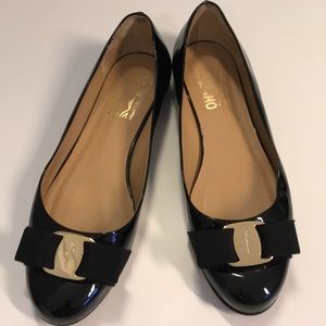 Ferragamo Varina Black Patent Ballet Flats 6.5